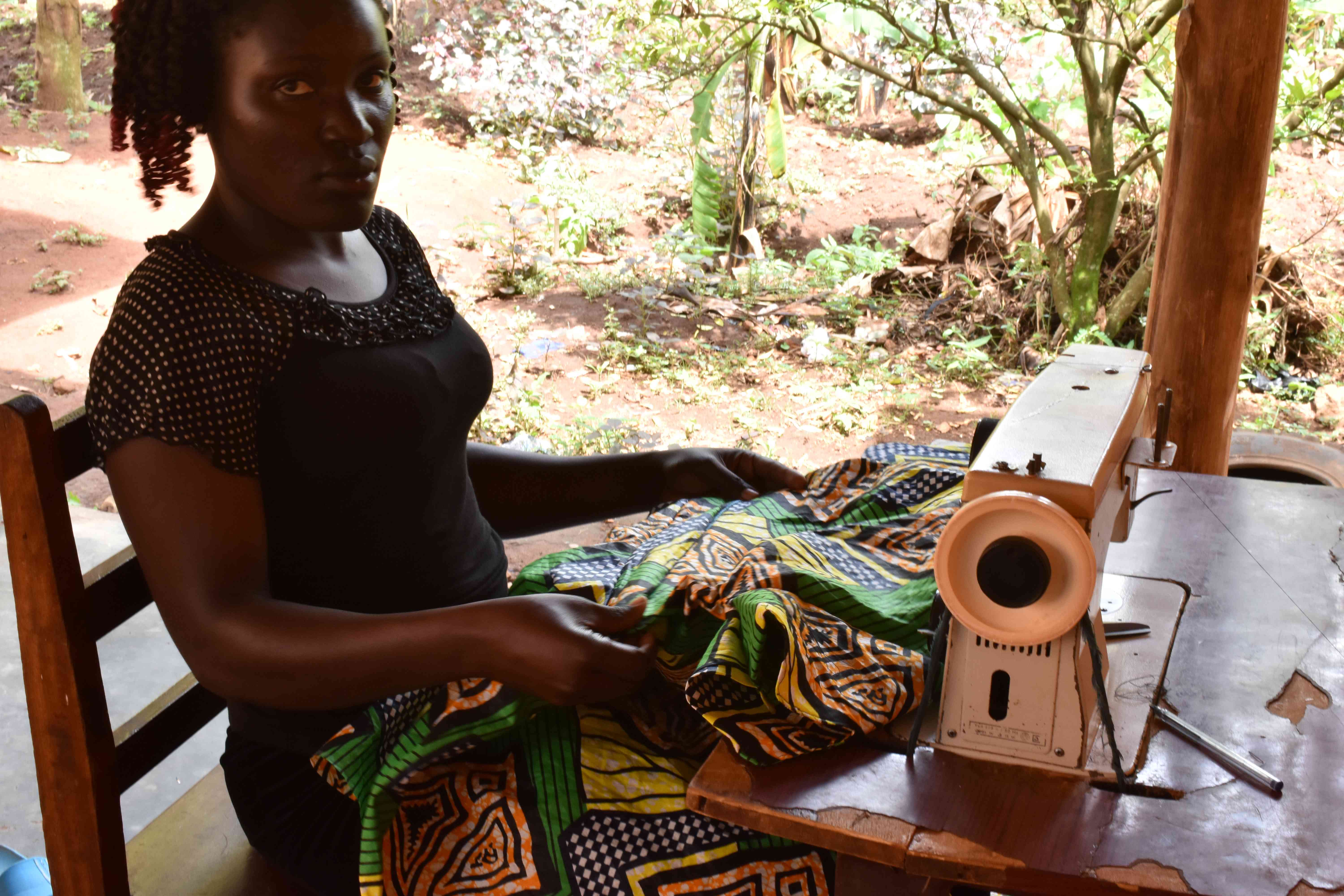 Enriching communities through Tailoring
